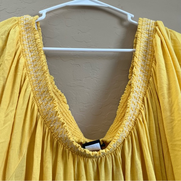 Torrid Yellow Off The Shoulder Blouse - Size 4X - Picture 4 of 9